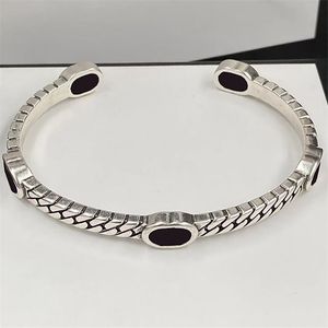 Enkele armband voor vrouwen Silver Hollow Open Hoop Bangle vrouwelijke geometrie Design Gift Sieraden