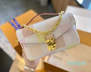 Bolso de un solo asa de diseñador para mujer, bolso de concha de un solo hombro, billetera clásica de lujo para presbicia, bolso elegante