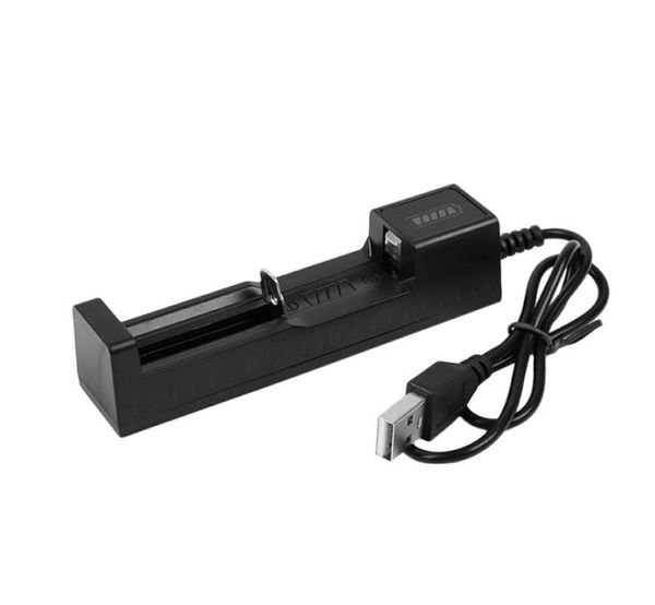 Chargeurs de batterie à fente unique avec câble USB 20 Lion OneLlot Lithium Batteries Smart Protection Utilisation pour 18650 20700 266508331575