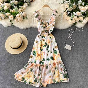 SINGREINY Mujeres Vestido de tanque de flores francesas Cuello en V Sin mangas Una línea Vestido de volantes Verano Sexy Off Hombro Casual Playa Midi Vestido 210419