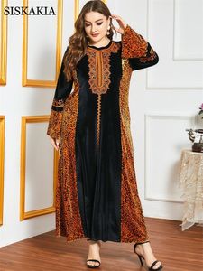 Siskakia Velvet Maxi Vestido para mujeres Invierno Indie Folk Bordado Leopardo Patchwork Turquía Árabe Musulmán Ropa Plus Tamaño 210319