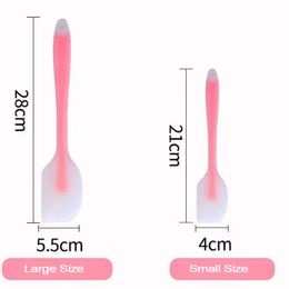 Spatule de silicone à six couleurs translucide pour la cuisson des ustensiles à la chaleur de la pâte à chaleur