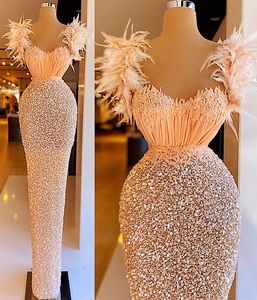 Taille 2021 plus arabe aso ebi luxueux robes de bal sexy brillantes gaine à paillette de plume soirée formelle deuxième robes de réception robe zj322