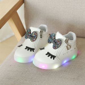Taille 21-30 enfants baskets lumineuses enfant princesse arc pour filles chaussures à LED mignon bébé baskets avec des chaussures légères lumineuses 210308