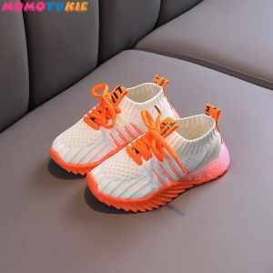 Maat 21-30 Kinderen LED Sneakers met lichte enige baby-led Luminous schoenen voor meisjes /gloeiende verlichte schoenen voor kinderen jongens