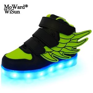 Tamaño 25-37 Zapatos LED para niños Cestas Niños Niñas Zapatillas luminosas brillantes con suela ligera Niños Zapatillas iluminadas Zapatillas LED Zapatillas 201130
