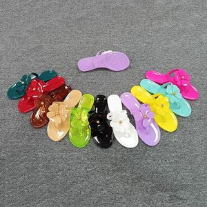 Tamaño 36-42 para hombre T flip flop B diseñador para mujer Crystal Jelly Tanga Sandalia Zapatillas de goma transparentes Flash Glitter Pink Green Rainbow Color Zapatilla Piscina Diapositivas de playa al aire libre