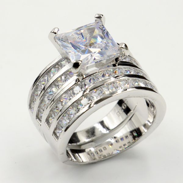 Tamaño 5-10 Venta al por mayor Joyería brillante profesional Plata de ley 925 Corte princesa Topacio blanco CZ Anillos de pareja de diamantes Anillo nupcial de boda