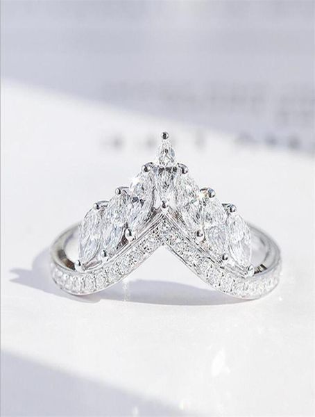 Tamaño 610 Joyería de lujo Real 925 Anillo de corona de plata esterlina Corte marquesa completo Topacio blanco CZ Diamante Moissanite Mujeres Boda Ban5495650