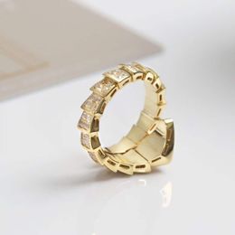 maat 8 gedraaide ring verpakt snake serpentine ring 18K vergulde O ring 3 kleuren zilveren geometrie ring voor feestcadeaus sieraden set cadeau 1