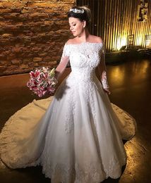 Taille magnifique robes plus robes épaule à manches longues en dentelle applique robe mariage robe de mariée