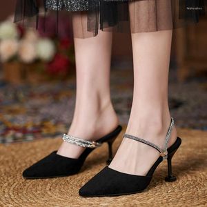 Taille sandales grandes femmes d'été mode deux porteurs hauts talons minces pointes à talon à bout noir chaussures de chaussures