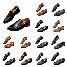 Tamaño US6.5-11 Top Luxurious Dress Shoes Men Trabajo de negocios de cuero real Zapatos formales Tielas Party Wedding Flat Designers Men tamaño 38-4