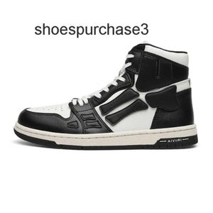 Chaussures de skateboard Fashion Bone Designer Casual Shoe Femmes Skel Chunky High Top Leather Small White Fashion Mens authentiques baskets polyvalents Amiiri Splice 6XCO