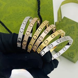 Squelette Designer Fashion Trend Match Bracelet Titanium Steel ne perd pas de couleur en gros d'usine