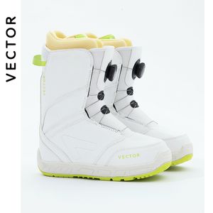 Chaussures de ski professionnelles pour femmes Chaussures de snowboard chaudes imperméables en cuir antidérapant Équipement de neige respirant 230729