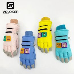 Gants de ski 5 couleurs écran tactile enfant snowboard en gros sur mesure adolescent hiver chaud épaissi imperméable enfants 231024