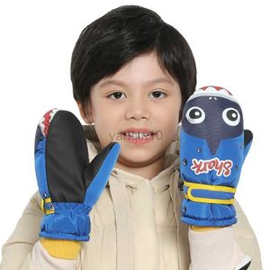 Guantes de esquí Nuevos guantes de esquí para niños Invierno al aire libre Impermeable y resistente al desgaste Coral Fleece Lanyard Warm Mittens HKD230727