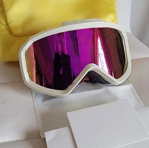 Ski Ggggles Marques Femmes de lunettes professionnelles Designers Hommes Femmes Femmes Luxury Grands lunettes Style Anti Fog Full Full File Special Design Eyeglass résistant