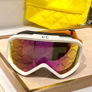 Ski Goggles Designer Protection de vent Snow Snow surdimensionné Marque Brand Men Femmes Winter Snow Skiing Double Lenses Sports Outdoor Protecteurs Goggles