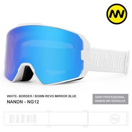 Les lunettes de ski sont le nouveau produit de Nan En pour la saison des lunettes cylindriques de ski avec aspiration magnétique et anti-brouillard à double couche