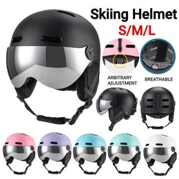 Ski -bril Ski -helm met een bril Winter Outdoor Sports Ski -helm Veiligheid Skiën Snowboard Snow Snow Skateboard Helmet voor vrouwen Mannen Kinderen 231102