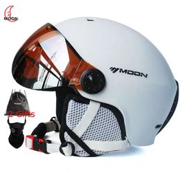 Cascos de esquí MOON Casco de esquí de alta calidad con gafas Casco de esquí PCEPS moldeado integralmente Deportes al aire libre Esquí Snowboard Cascos para monopatín 231114