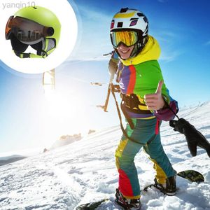 Casques de ski Casque de ski Intégralement moulé Sports Skateboard Casques anti-buée Outil de protection de la tête sûr pour les femmes Moto HKD230808