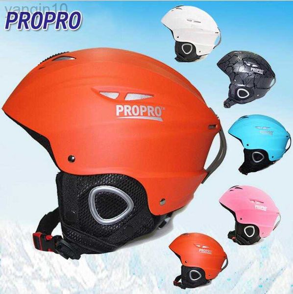 Casques de ski Casque de ski Moon de qualité supérieure Ultraléger Intégralement moulé Casque de sécurité chaud pour enfants Adulte Hommes Femmes Snowboard monoboard Snow Skatie HKD230808