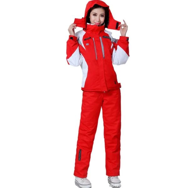 Combinaison de Ski pour femme, vêtements de Ski épais, imperméable, vêtements de sport, ensemble de Snowboard, pantalon à bretelles, veste et pantalon de neige, 231220