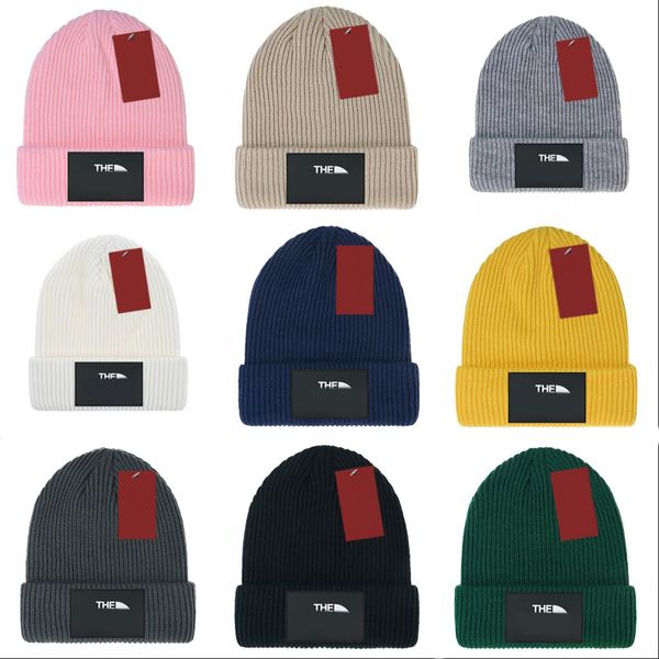 Gorro de lana de esquí Gorro de diseño para hombre Cráneo de invierno Capas Gorro de punto Moda de lujo Color sólido Otoño y primavera Carta clásica Mujer Gorro Gris Rosa fa04