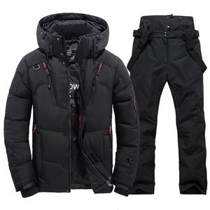 Chaquetas de esquí Traje de esquí de invierno térmico Hombres Chaqueta a prueba de viento y pantalones con babero Conjunto Traje de nieve masculino Ropa de snowboard Monos 230725