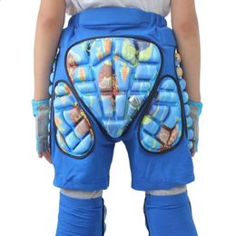 Ski Shorts rembourrés Kids 3D Protective Hip Pad Eva Pantalons courts Ski Snowboard Riding Protective Gear Drop Resistance Resistère Protecter 231218