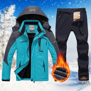 Combinaisons de ski Combinaison de Ski imperméable pour femme, veste de Snowboard, pantalon chaud d'hiver, manteau de neige, coupe-vent de montagne, imperméable à capuche, tenues de Ski féminines 231127