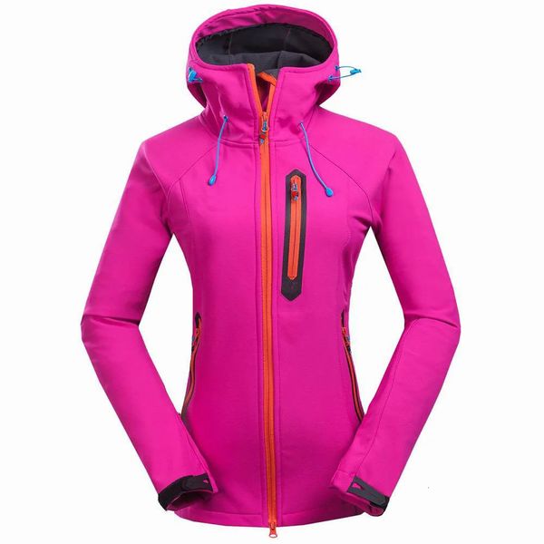 Combinaisons de ski Veste de Ski Softshell thermique pour femmes en plein air coupe-vent Snowboard Ski vestes randonnée Sport neige vêtements de Ski vêtements de patinage 231025