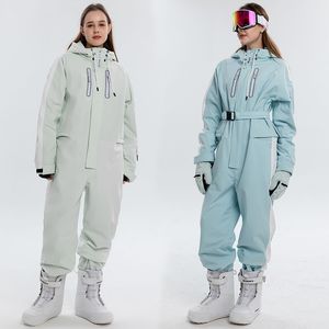 Costumes de ski imperméable femme Snowsuit femmes Ski costume Sport montagne dames survêtement snowboard femme glace combinaison vêtements 230828