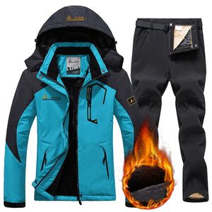 Combinaisons de ski Combinaison de Ski imperméable pour femme, veste de Snowboard, pantalon chaud d'hiver, manteau de neige, coupe-vent de montagne, imperméable à capuche, tenues de Ski féminines 231025