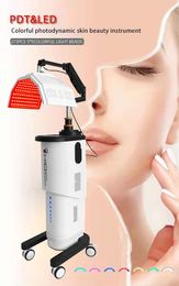Rejuvenecimiento de la piel 7 Colores Máquina facial de luz LED Multifuncional PDT Máquina facial para salón de belleza Use artículos de belleza