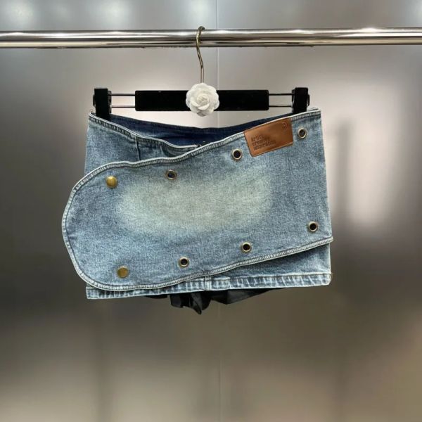 Jupe preompomp 2023 Nouvelle collection Multi Metal Buckles Skew Blue Blue Super Short Mini Jiron de jean GK867