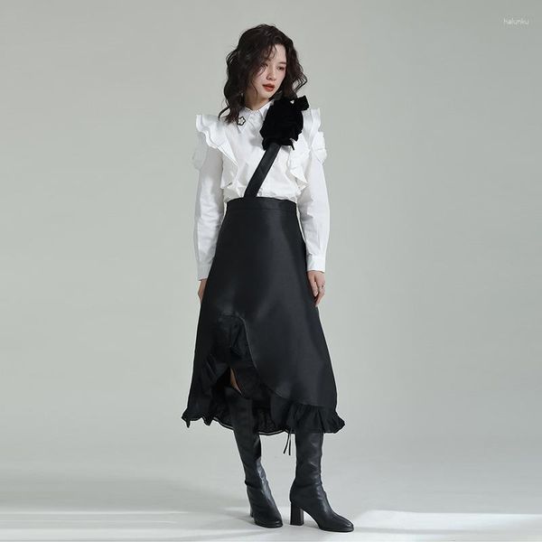 Jupes 2023 Chic Designer de luxe couture irrégulière volants 3D fleur sangle une épaule noire longue jupe femme de haute qualité amovible