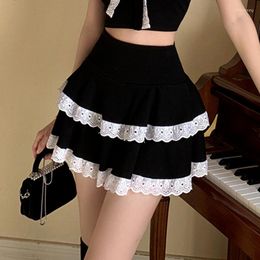 Jupes 2023 Femmes Japonais Gothique Mini Harajuku Dentelle Volants Taille Haute JK Jupe Lolita Style Filles Sexy Punk À Niveaux