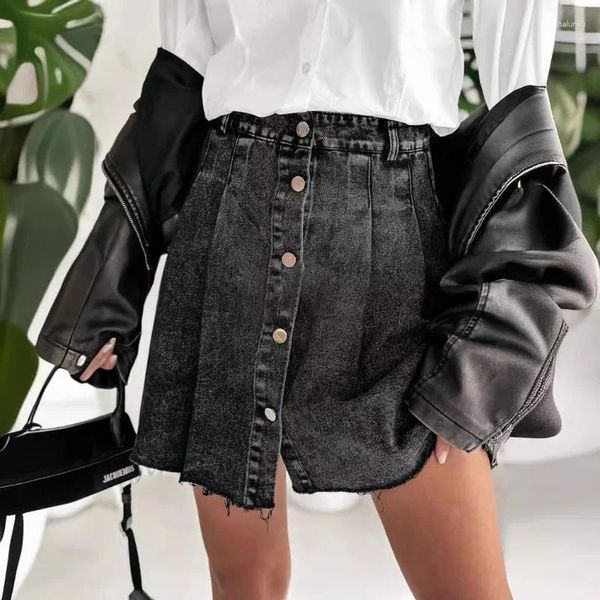 Jupes 2024 Vêtements féminins printemps d'été Sweet Cool Girl Fashion Fashion Single Breasted Denim Pleered Jirt