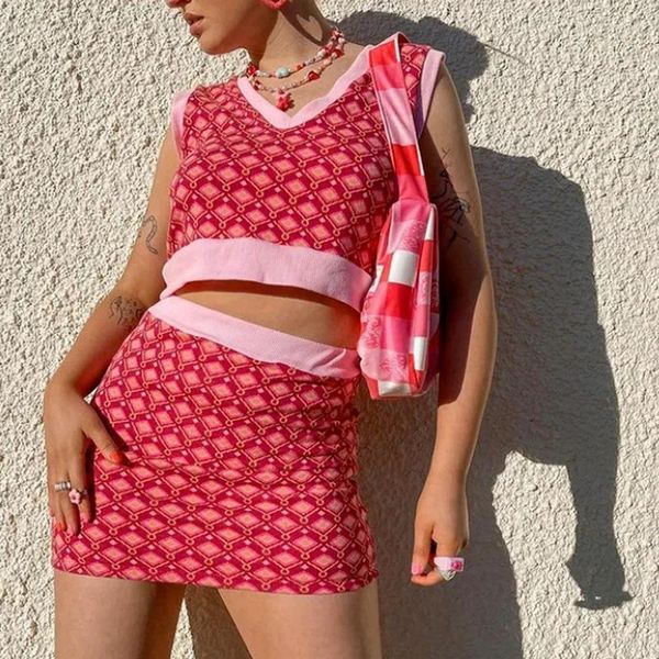 Jupes 2024 Été V Cou Crop Top Femmes Rose Plaid Y2K Sans Manches Vintage Sexy Hors Épaule Casual Tricot Débardeurs Rouge Bleu Imprimer