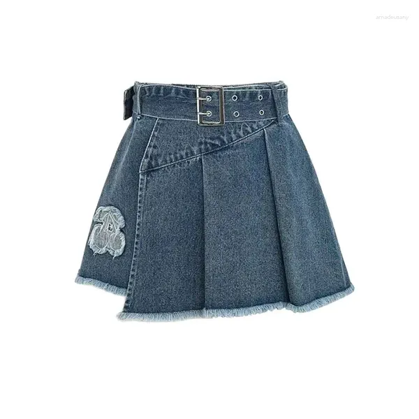 Jupes 2024 Jupe d'été pour femmes Sweet Cool Spicy Girl Denim Y2k Élégant grand jean anti-glare plissé une ligne