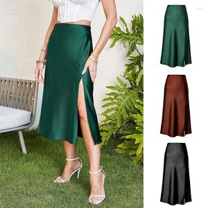 Skirts een lijn gesplitste vrouw Solid Color High Taille Silky Satin Long Rok voor elegante dames Slimming Summer Banquet Wear