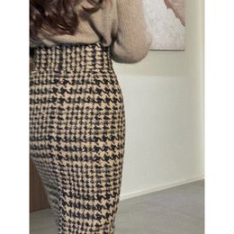 Jupes Ashgaily taille haute Tweed jupes longues pour les femmes jupe au genou été Chic fendu trompette élégante Double boutonnage jupe 231129