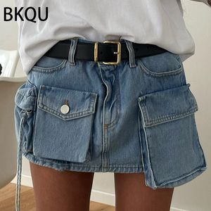 Faldas BKQU Verano Azul Denim Mini Faldas Mujeres Y2K Vintage Bolsillo Cintura Alta Cargo Jean Falda Estética Coreana Mujer Bottoms 230911