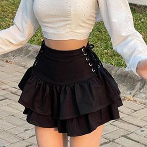 Jupes noires à plusieurs niveaux plissées micro mini femmes 2023 mode d'été jupe tutu à lacets sexy vêtements gothiques courts