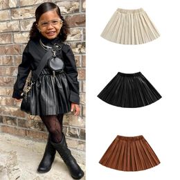 Jupes born Kid Girl en cuir plissé taille élastique couleur unie longueur au genou élégante demi-jupe 231027