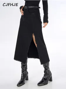 Jupes cjfhje Black High taille A-line côté partage dimnim jupe femme vintage chic midi jean printemps été mode mode streetwear